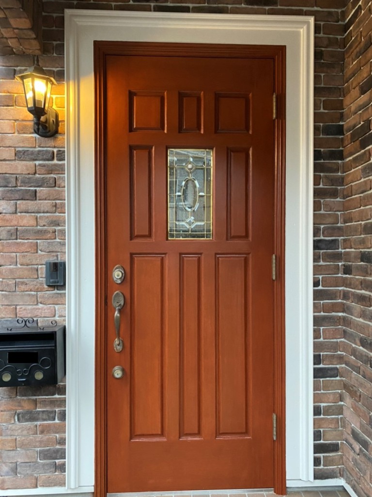 東京都文京区　木製ドア塗装工事