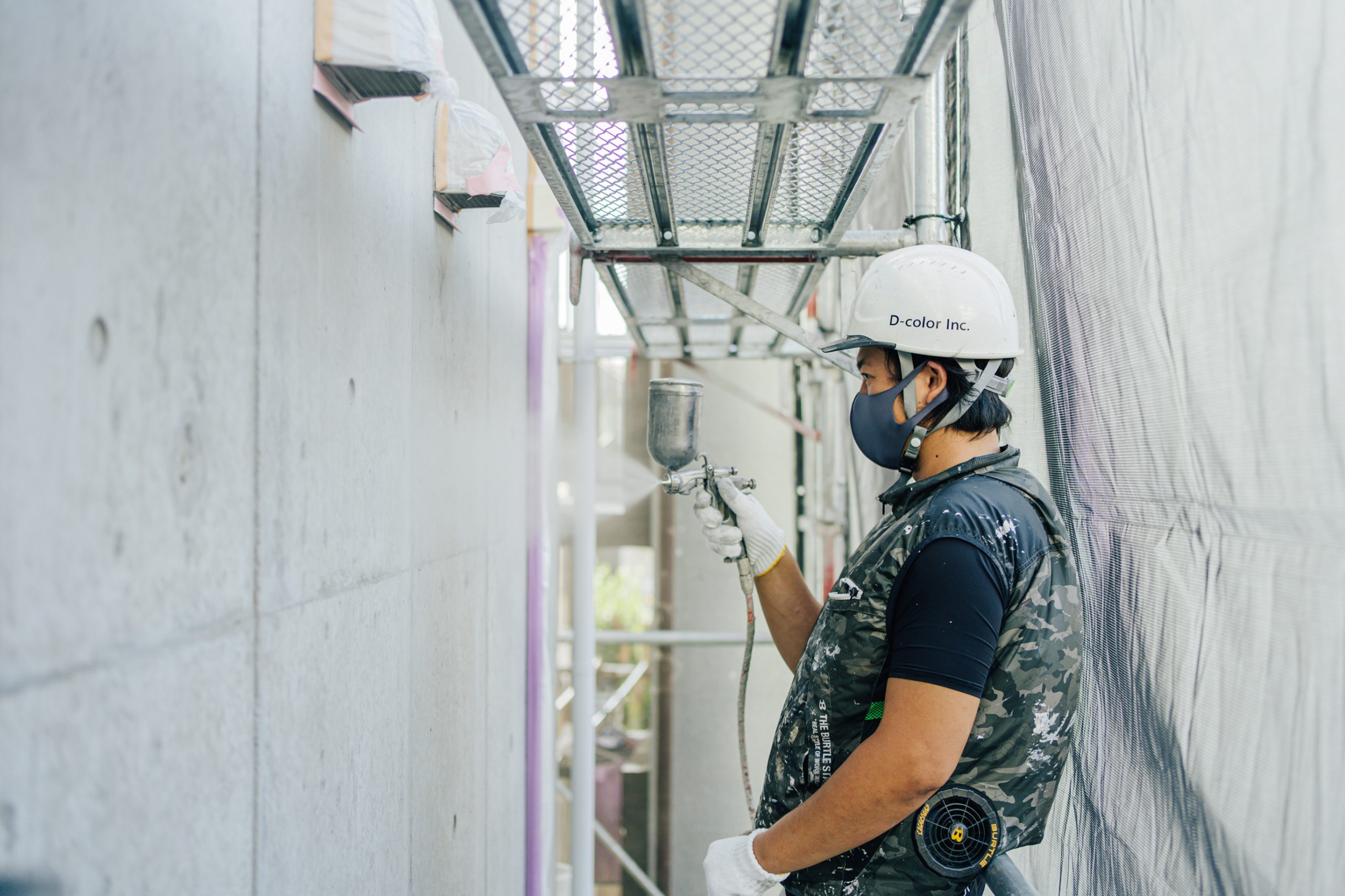 なぜ「塗装専門会社」に依頼した方がいいのか？